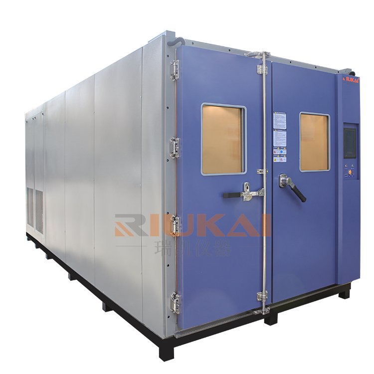 Perfect test conditions are maintained in a wide range of temperature from 10°C to 50°C and relative humidity of 20% to 90% RH. In Pharma, our Walk-in Chambers cover long-term and accelerated stability test conditions as specified in the ICH Q1A (R2) for new drug substances and drug products.